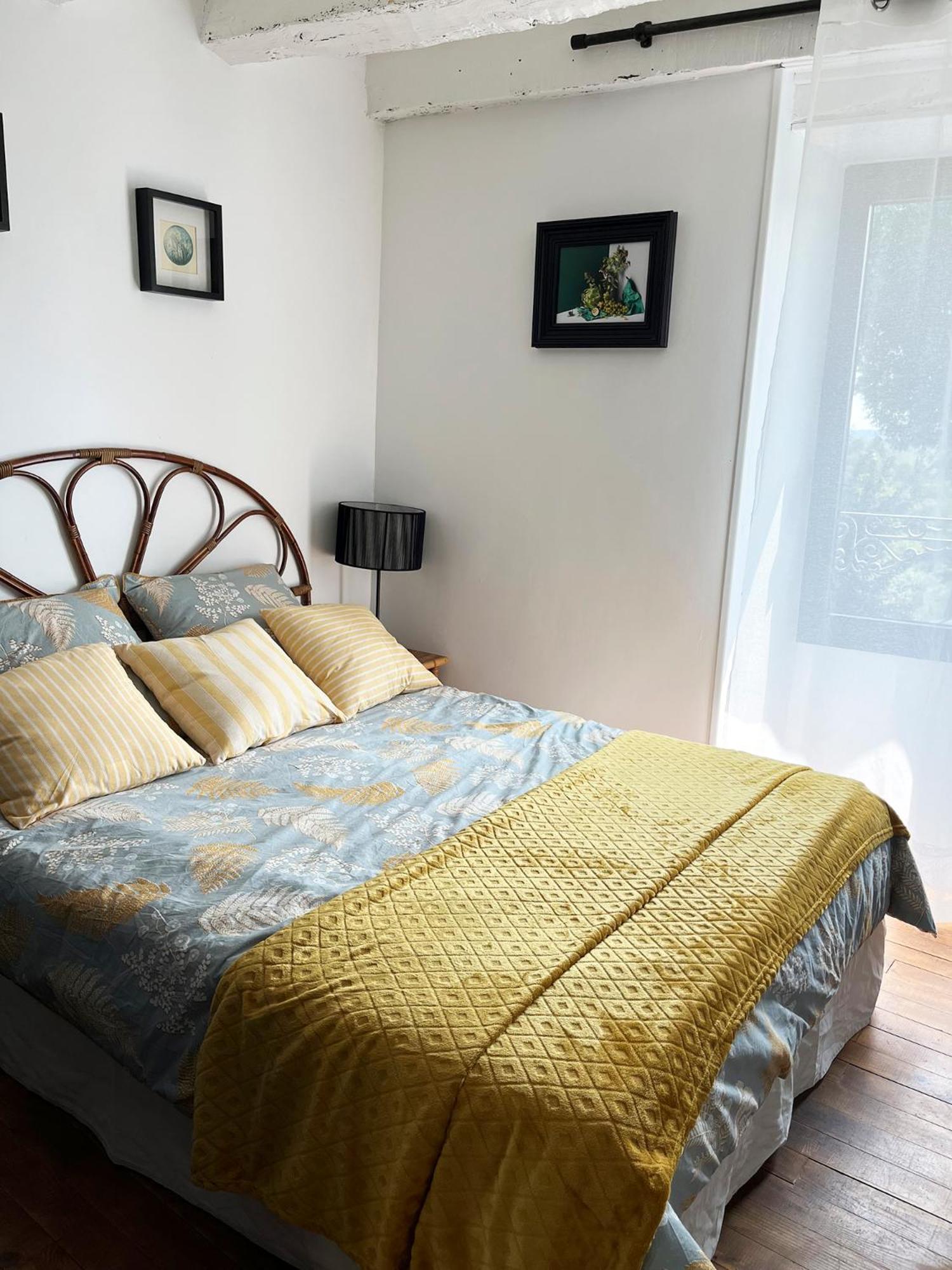 Holiday home Charmante Maison De Village Senaillac-Lauzes